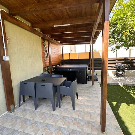 Villa Myresidense *